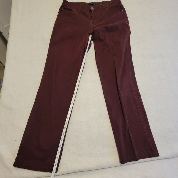 Bandolino Jeans Mandie Women's  Brushed Cotton Maroon Jeans Size 8 AVG EUC - Picture 9 of 10